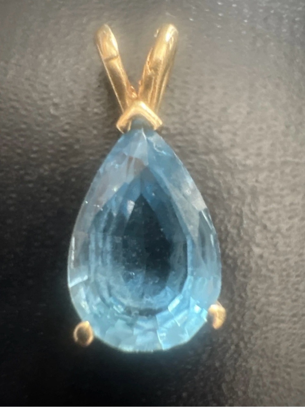 Vintage 14k Yellow Gold Blue Topaz Pendant